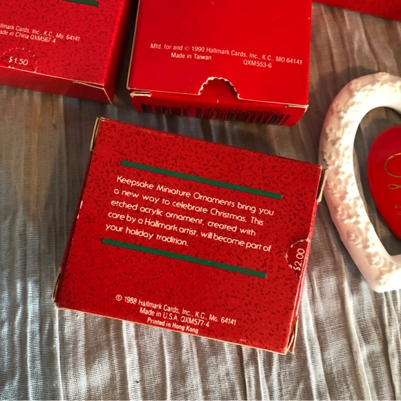 Vintage 1980s 7 HALLMARK & Precious Moments mini tree ornaments & 2 regular size - Picture 11 of 14